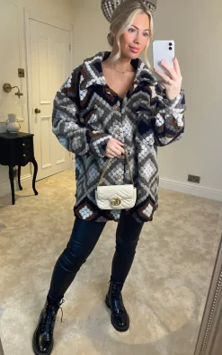 Best Pirce ???? HOXTON GAL Oversized Long Sleeves Wool ???? Coat With Pocket Details In Brown ???? -De La Creme Fashions Shop unnamed file 1185