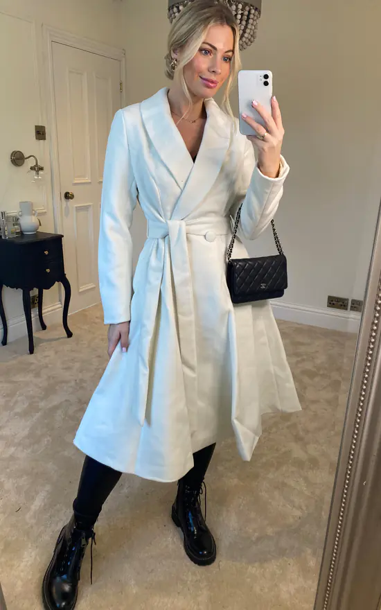 Deals ???? Hearts And Roses London Jayda White Swing ???? Coat ???? 4 Deals ???? Hearts And Roses London Jayda White Swing ???? Coat ???? - Image 2